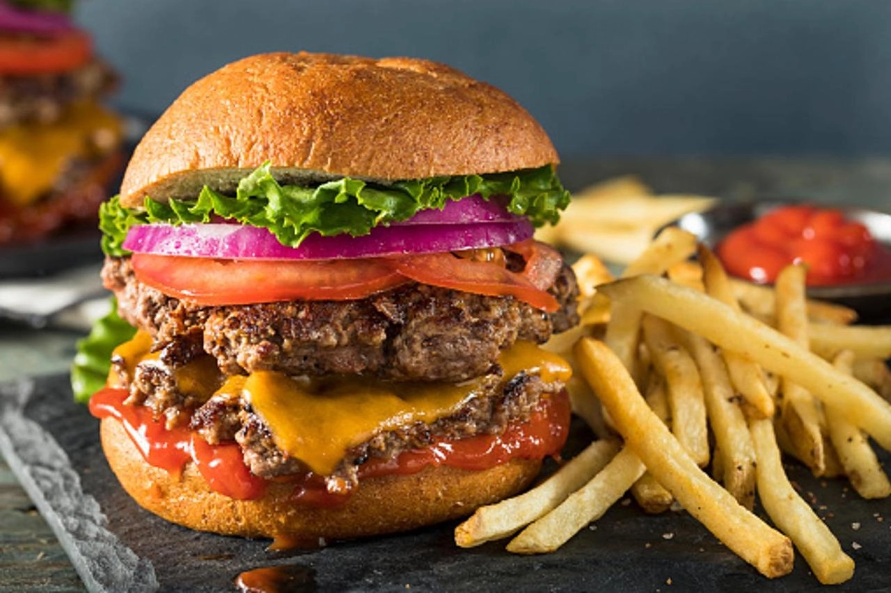 Ako večerate kasno, ovo bi moglo da vas zabrine