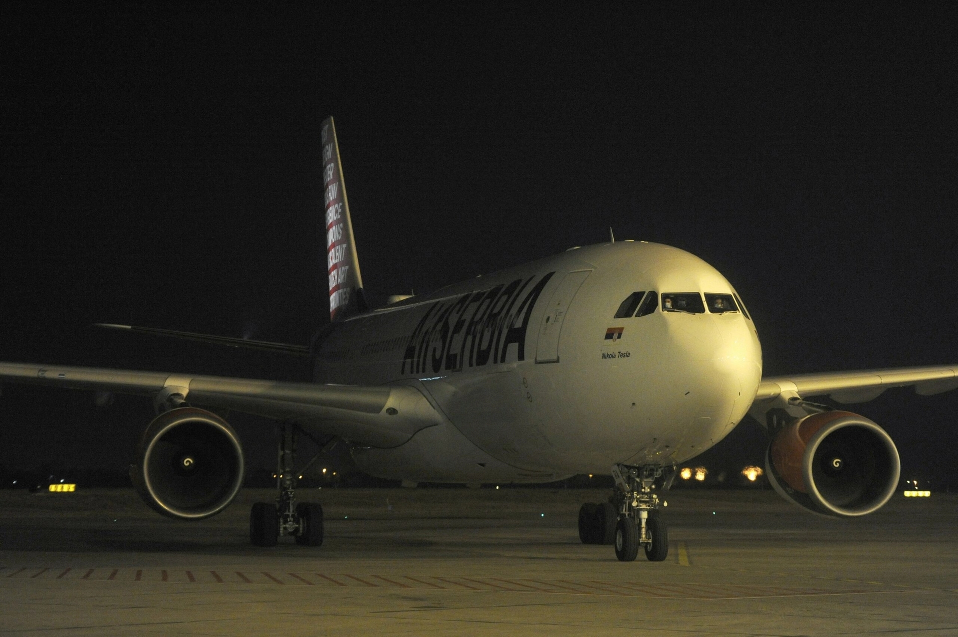Avion prinudno sletio na Aerodrom u Beogradu