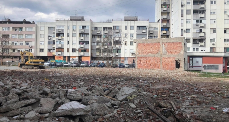 Bez radova za sada: Počelo ispitivanje tla na prostoru bivšeg kina “Kozara”