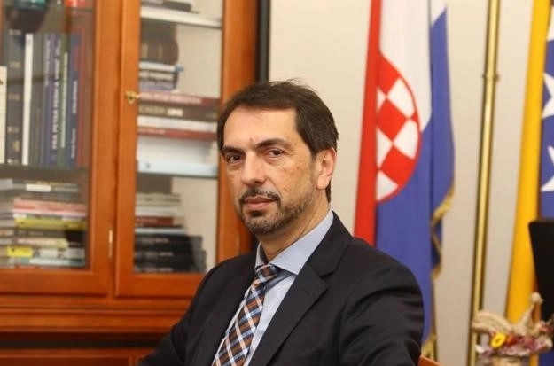 Čavara: Šmit ima ovlaštenja najvećeg tiranina