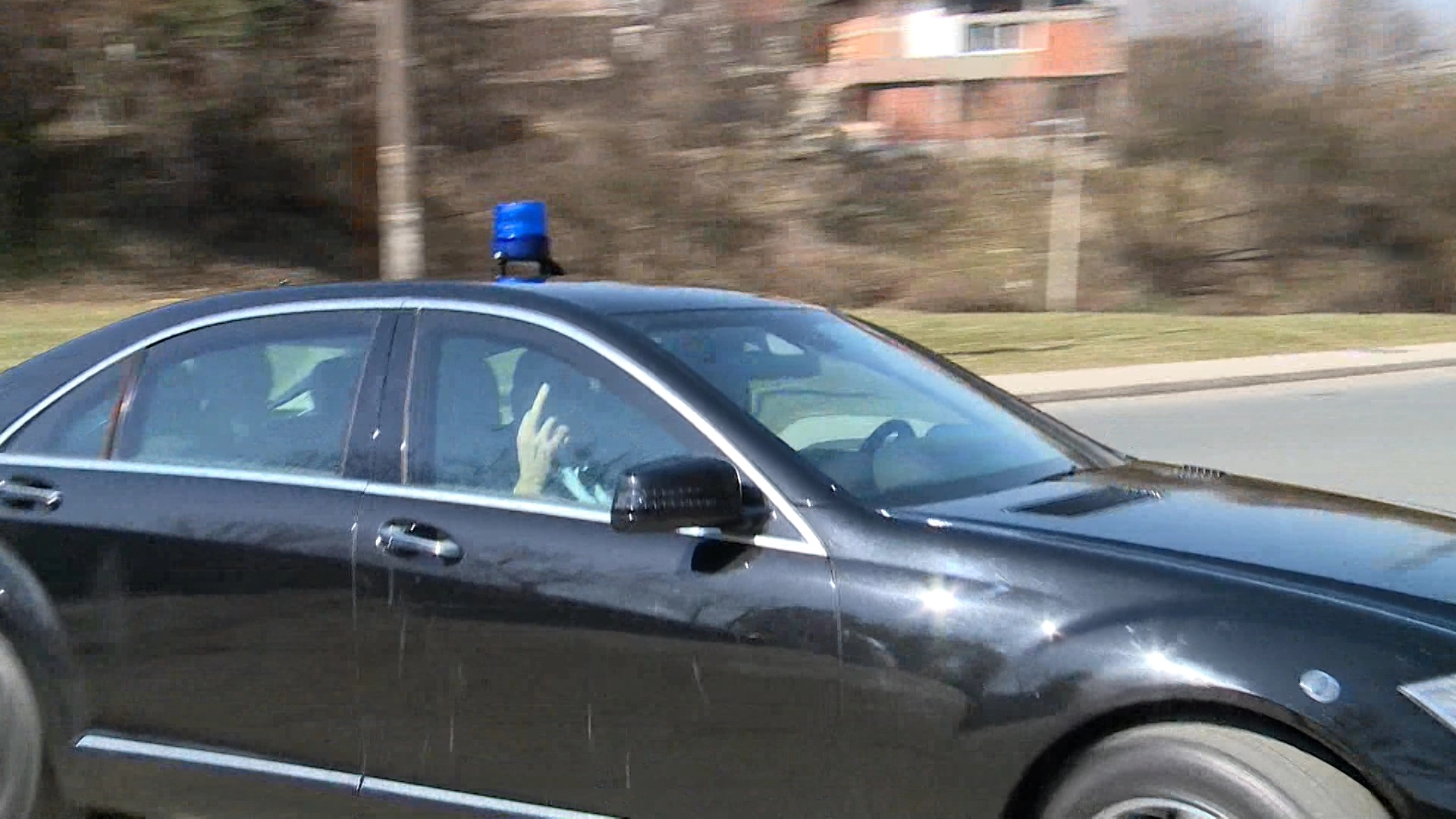 Dodik se izvinio novinarima: Srednji prst nije upućen medijskoj zajednici