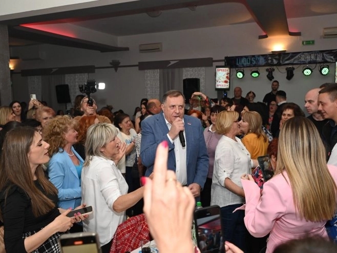 Dodik: Žene su jedan od stubova SNSD-a koji cijeni njihovu odgovornost