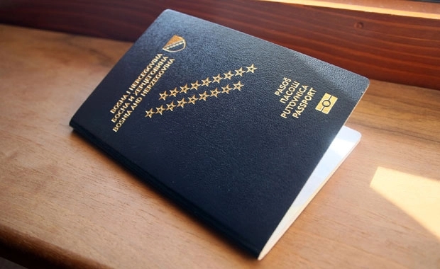Državljanstva BiH se u 2025. godini odreklo 1.580 građana