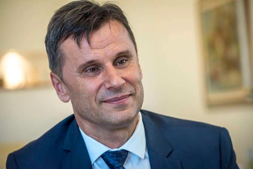 Fadil Novalić priznao: Istina je da se porez povećava s 10 na 13 posto