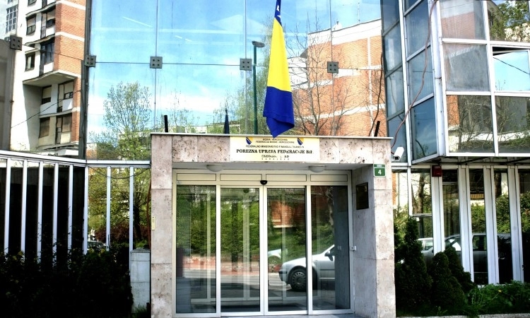 Federalna preduzeća za poreze u 2020. dužna skoro 1,6 milijardi KM