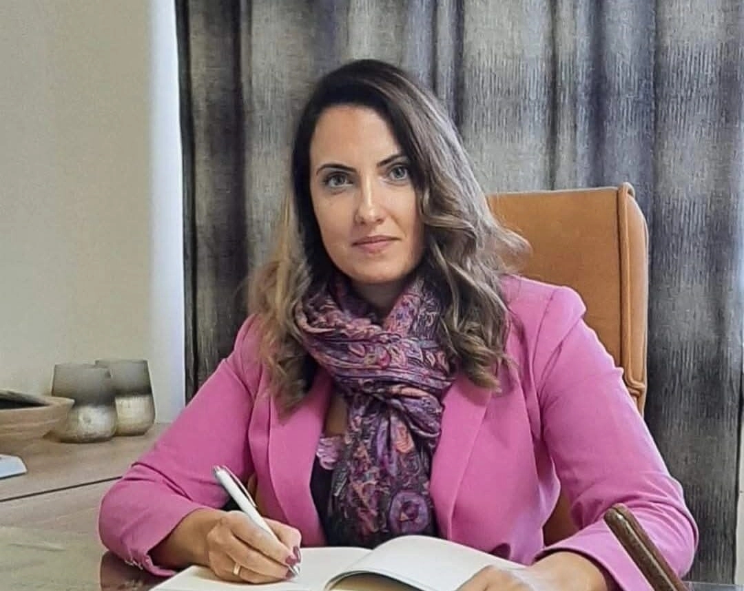 Fejton: Sa druge strane mikrofona JASNA MILEŠEVIĆ – BEZ POLITIKE MOLIM