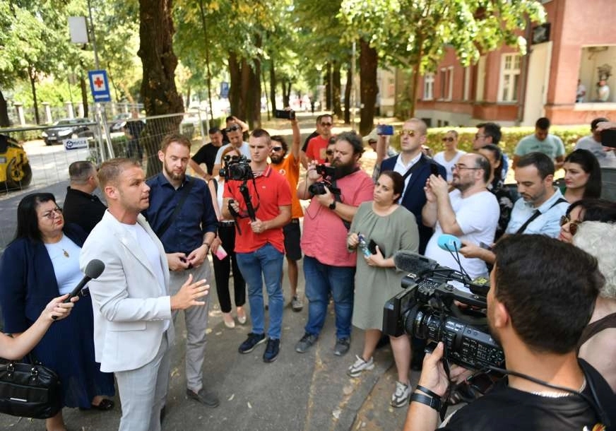 Gradnja se obustavlja na dan-dva, dok preispitamo procedure