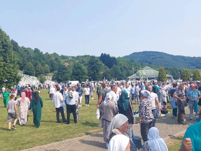 Komemoracija u Potočarima