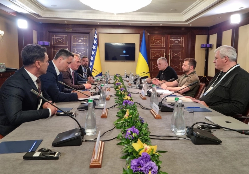 Komšić i Bećirović se u Kijevu sastali sa Zelenskim