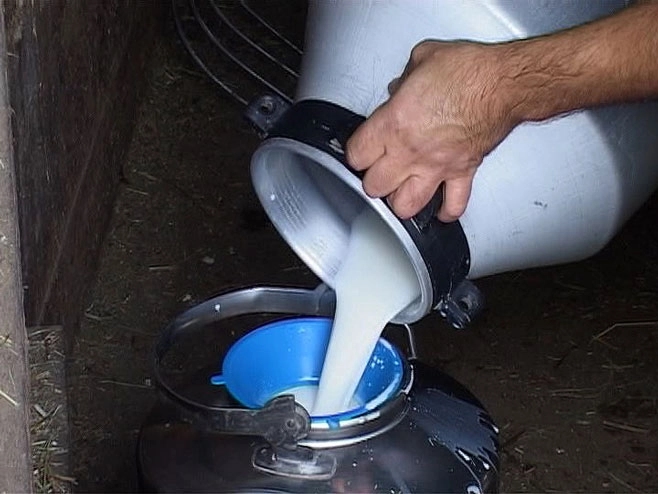 Mljekari prihvatili ponudu ministarstva