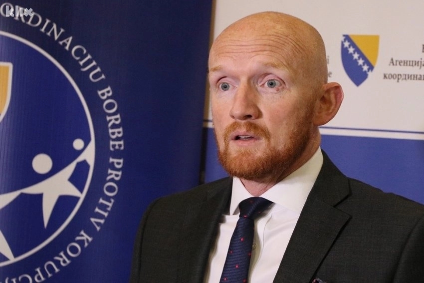 Oglasila se Britanska ambasada povodom Dodikove najave obustave saradnje