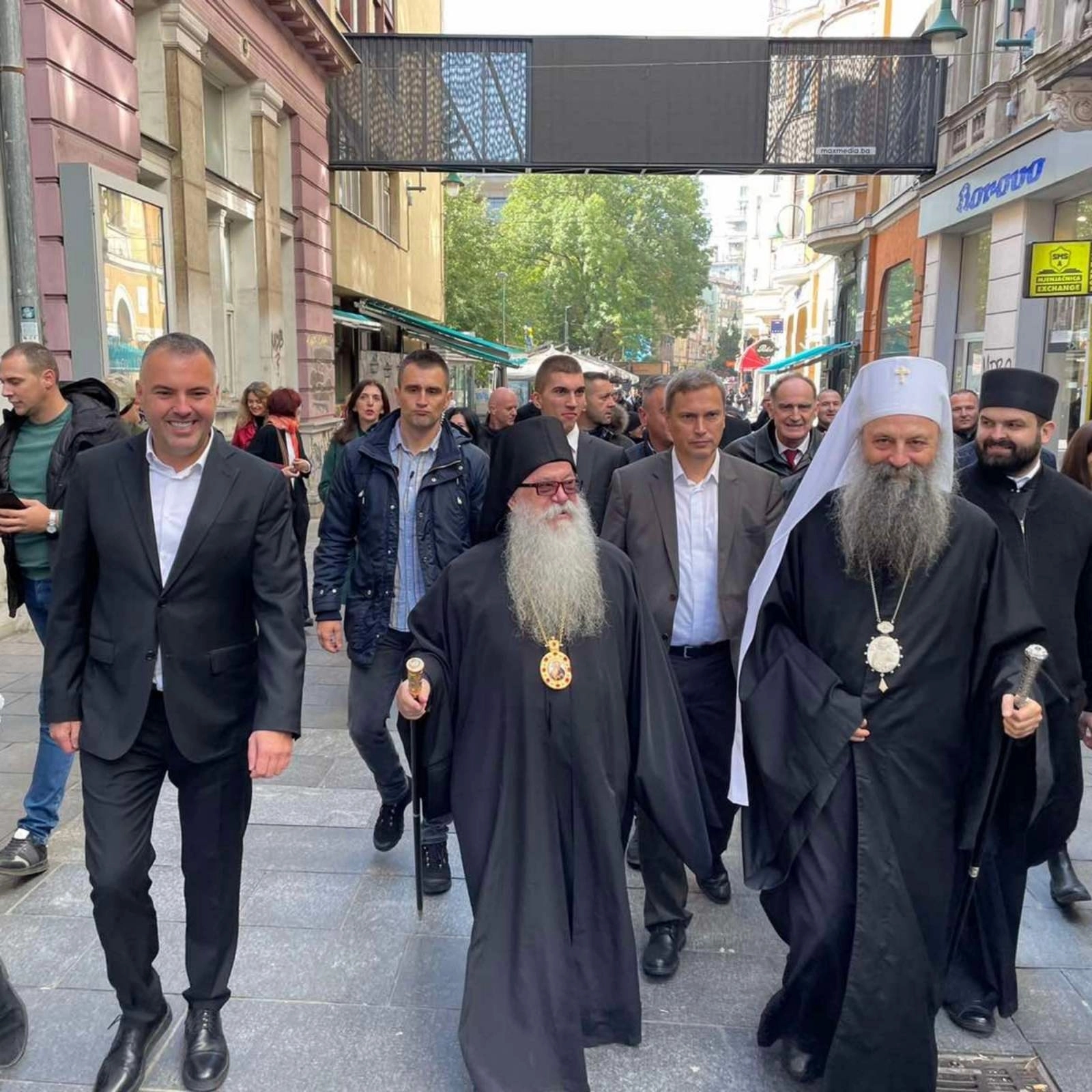 Patrijah Porfirije prošetao ulicama Sarajeva