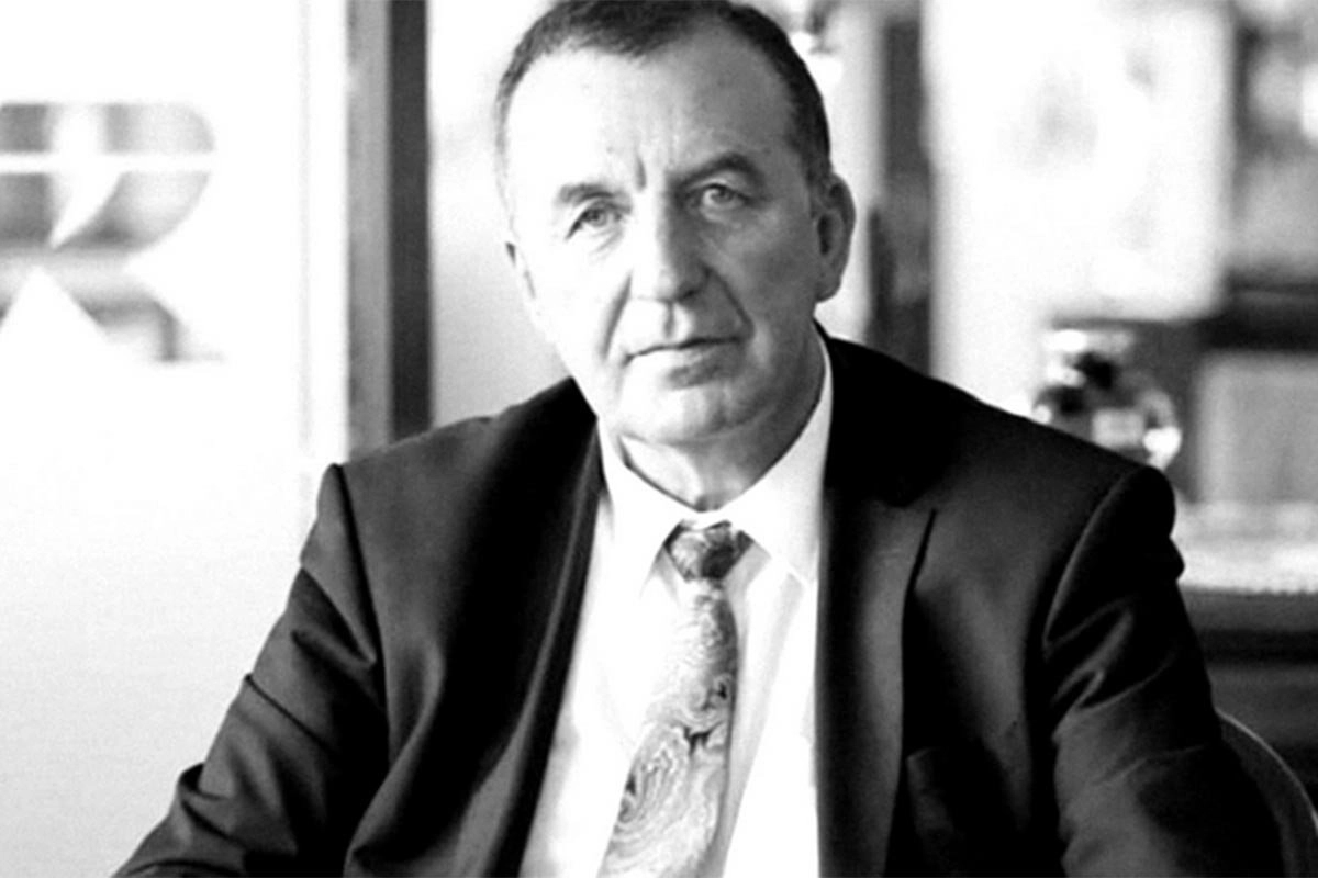 Preminuo Mićo Ćetković