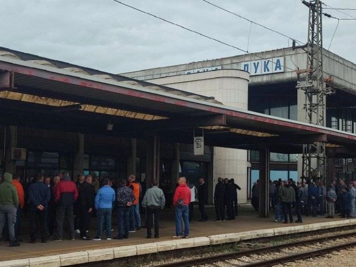 Radnici “Željeznica” obustavili rad