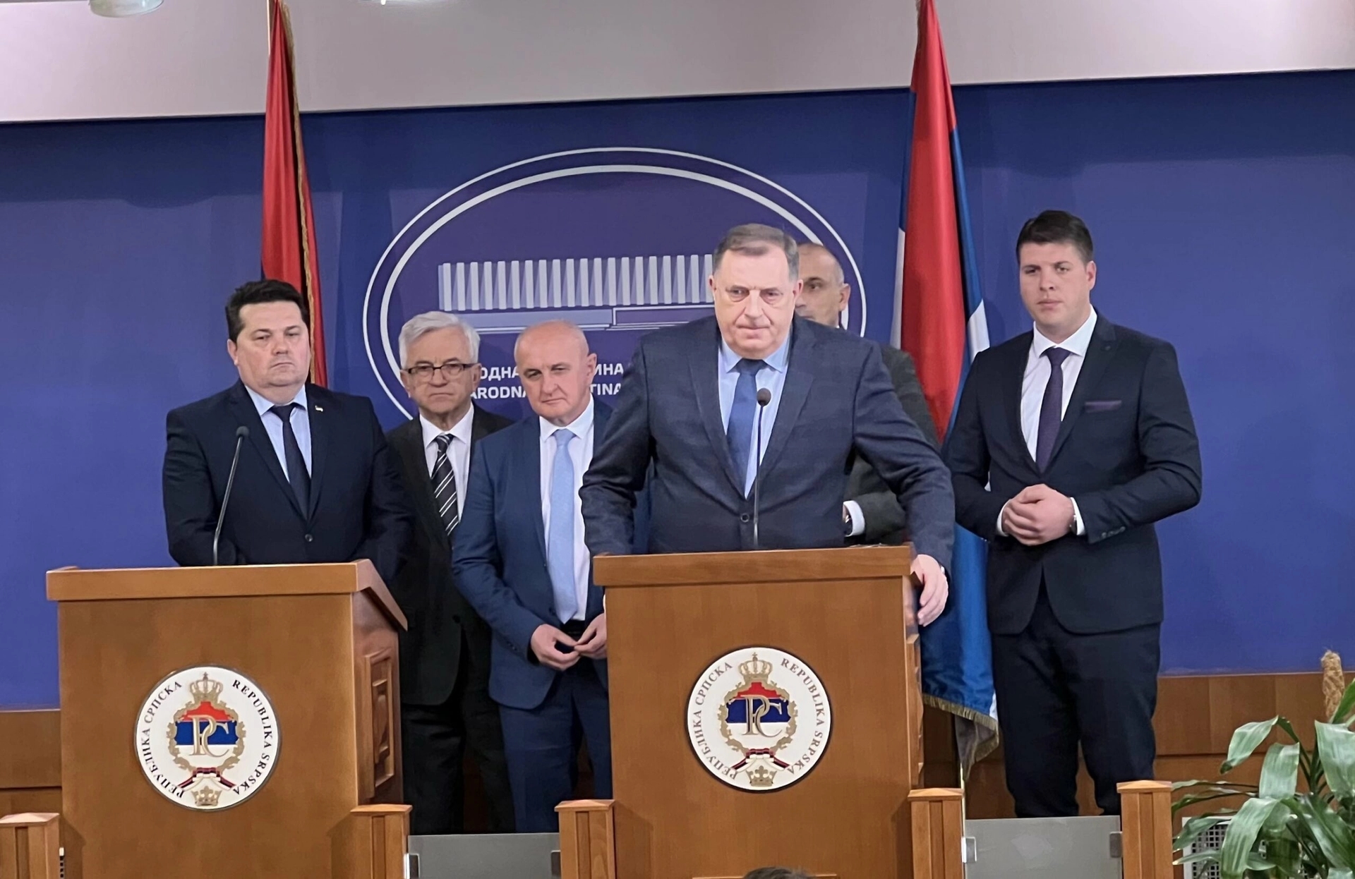 Stavovi Srpske mijenjaju se po želji moćnika