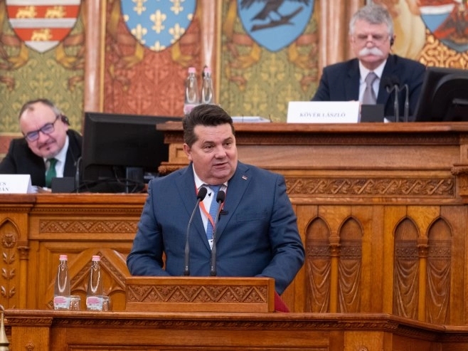 Stevandić čestitao 34. rođendan Radio televiziji Republike Srpske