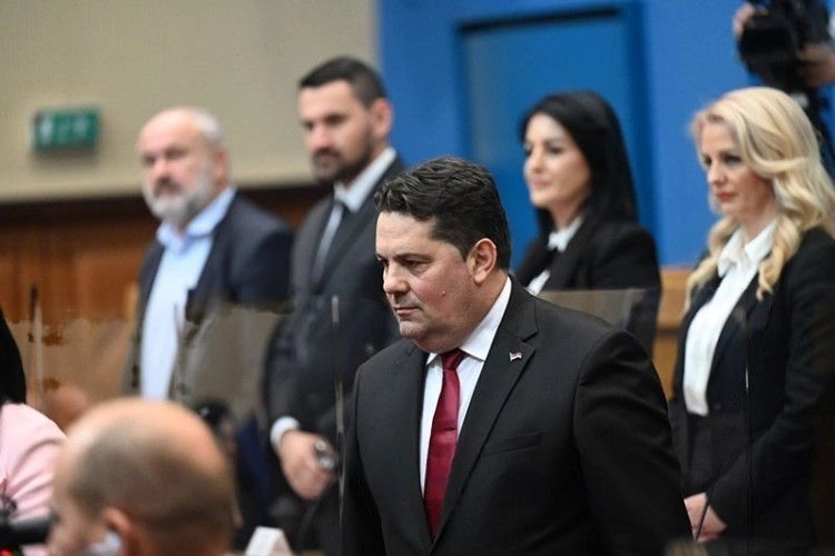 Stevandić uputio čestitke Sari Ćirković