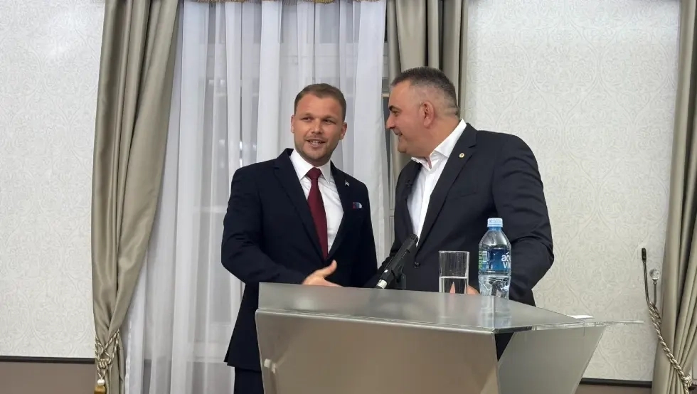 Stručnjaci ukazuju na pad kvaliteta političkog dijaloga