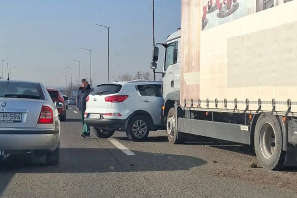 Sudar auta i kamiona na brzoj cesti ka Banjaluci