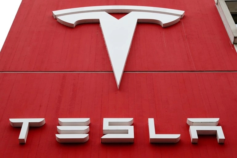 Tesla ispisala novu stranicu istorije: Proizvela 10-milionito vozilo (VIDEO)