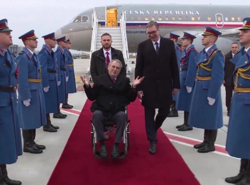 Vučić dočekao predsjednika Češke Miloša Zemana