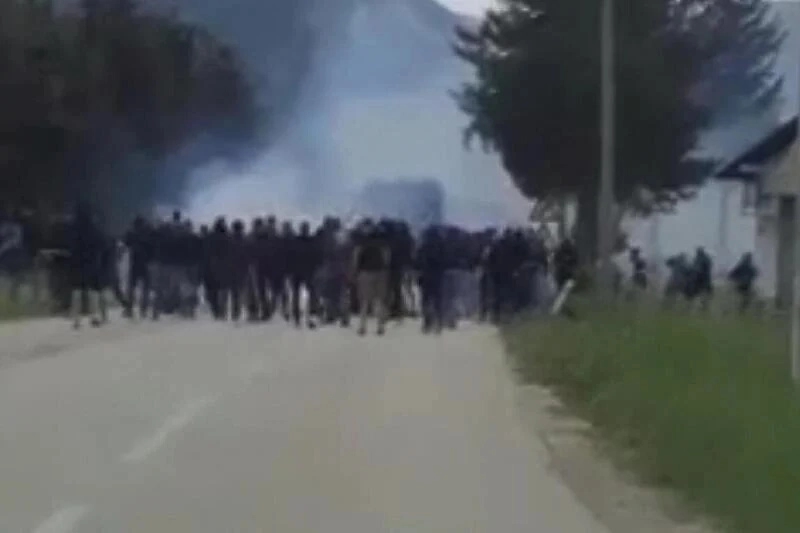 Žestoka tuča navijača Borca i Željezničara na Kupresu