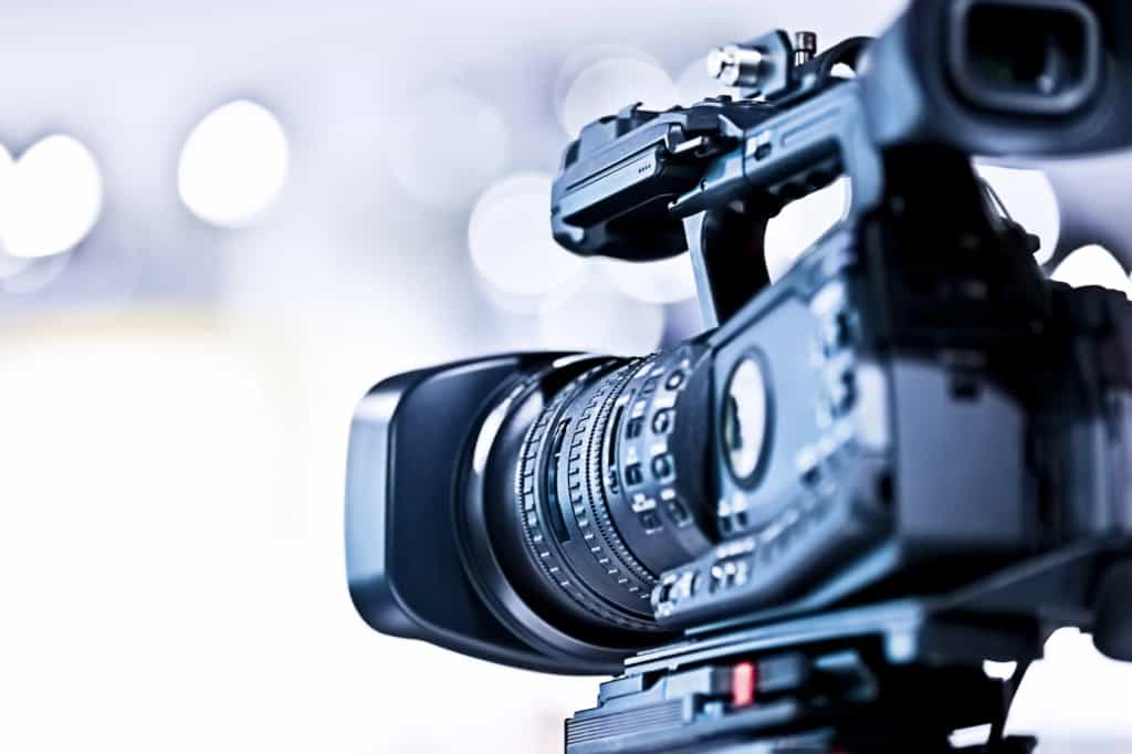 ABC, CBS, NBC i Foks u solidarnosti s CNN-om: Nema snimanja Trampovih događaja
