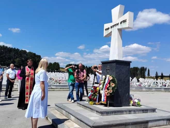 Cvijanović položila vijence na “Novom Zejtinliku”