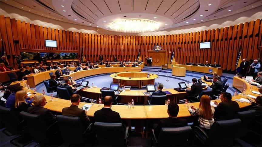 Delegati stavljaju tačku na Zakon o platama i naknadama u institucijama BiH