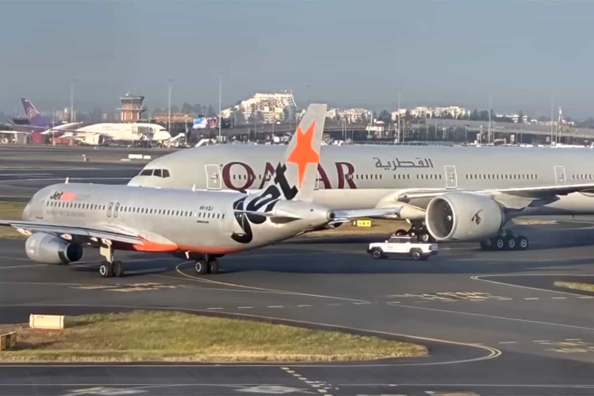 Drama na aerodromu u Sidneju: Avioni se zamalo sudarili (VIDEO)