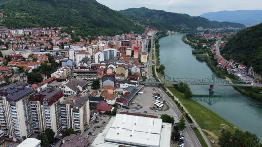 GIK Zvornik: Predsjednik biračkog odbora pravio nevažećim glasačke listiće