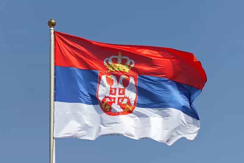 Incident u Hrvatskoj: Na nadvožnjaku kod Otočca zapaljena zastava Srbije
