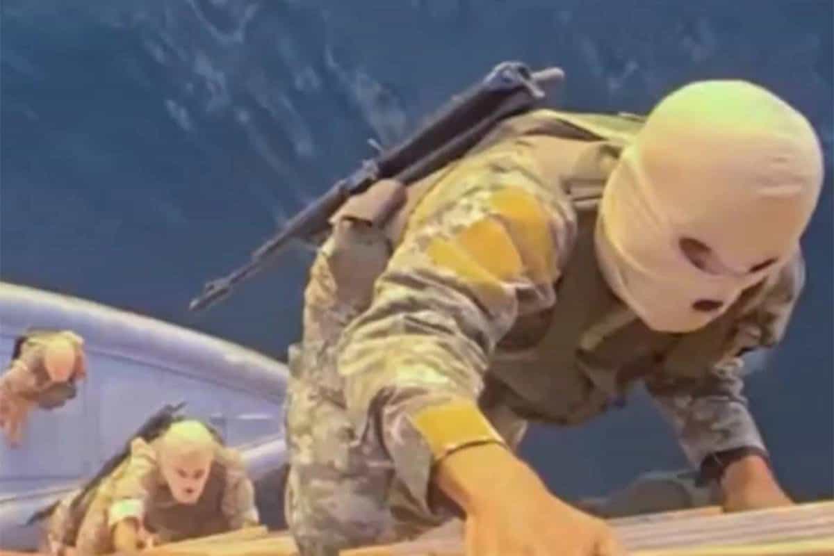 IRCG objavila snimak zapljene broda u Ormuskom moreuzu (VIDEO)