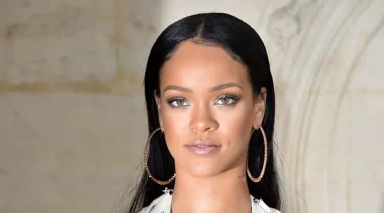 Ispaljen rafal na Rijaninu kuću (VIDEO)