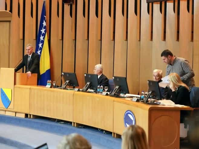 Kemal Ademović podnio ostavku na sve stranačke funkcije i napustio NiP