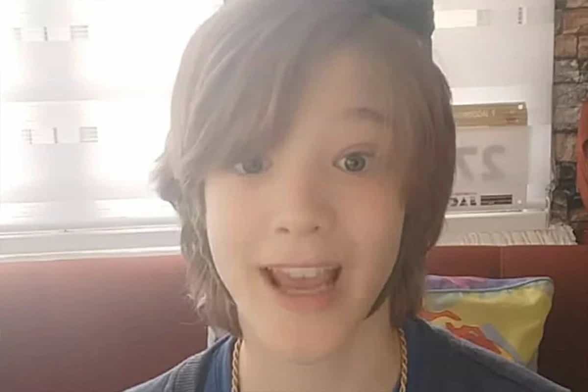 Mali Viktor dirnuo region, pa potresen kritikama sveštenika