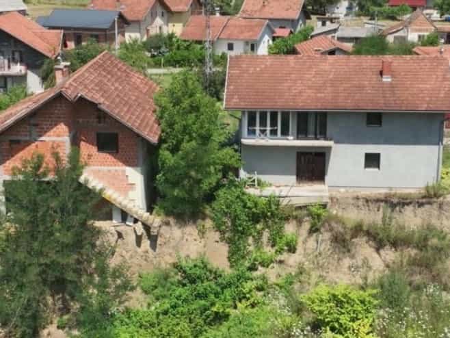 Mještani Česme u strahu od klizišta, traže reakciju nadležnih