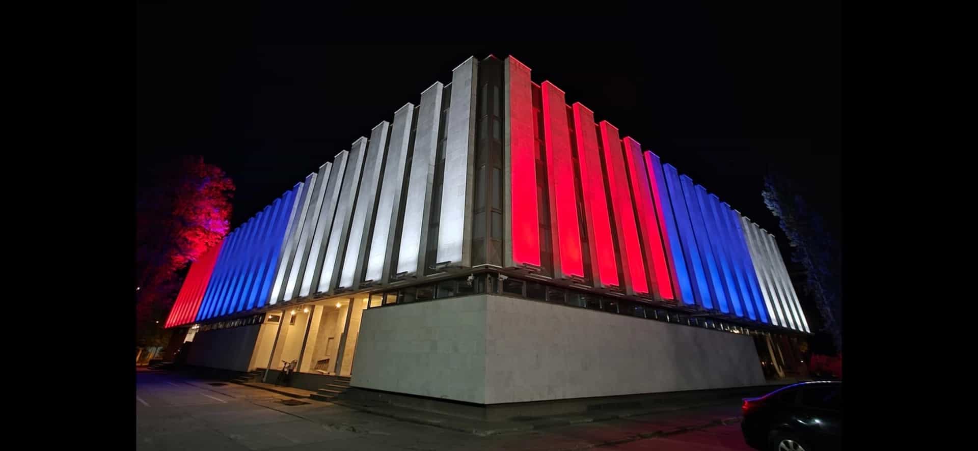 Narodna skupština Srpske dobila osvjetljenje koje ne prolazi nezapaženo