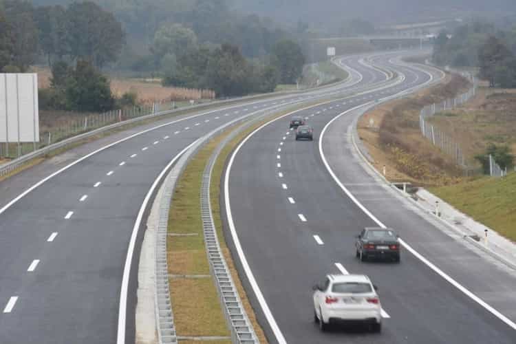 Ovo je idealna brzina na auto-putu kad gorivo treba da traje