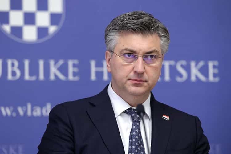 Plenković: Gužva na granici sa Crnom Gorom uglavnom zbog albanskih državljana