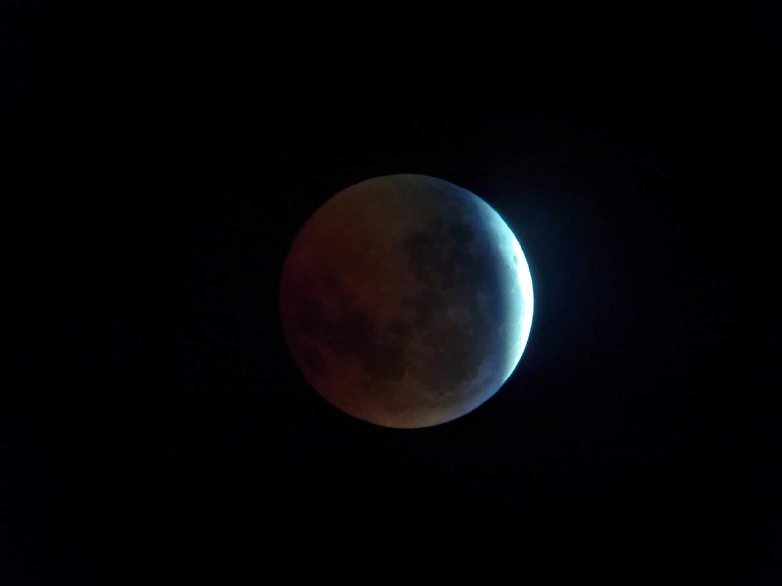 Potpuno pomračenje Mjeseca u utorak