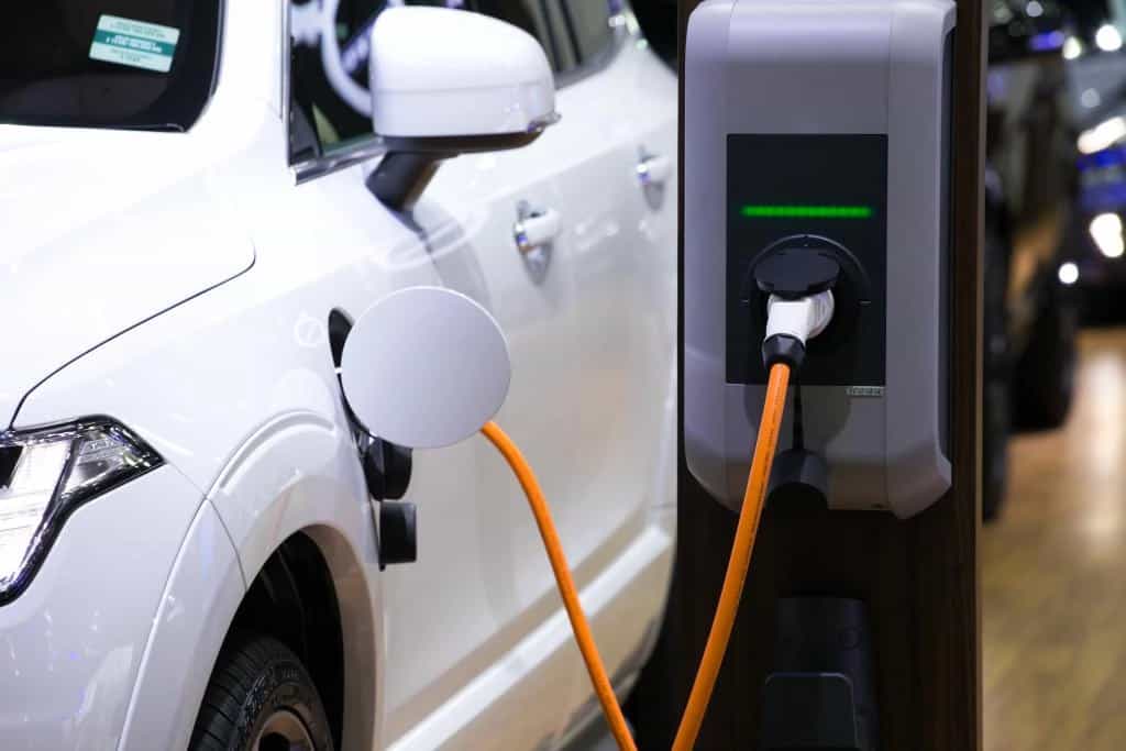 Prvi put u istoriji: Električni automobili prestigli benzince u Evropi