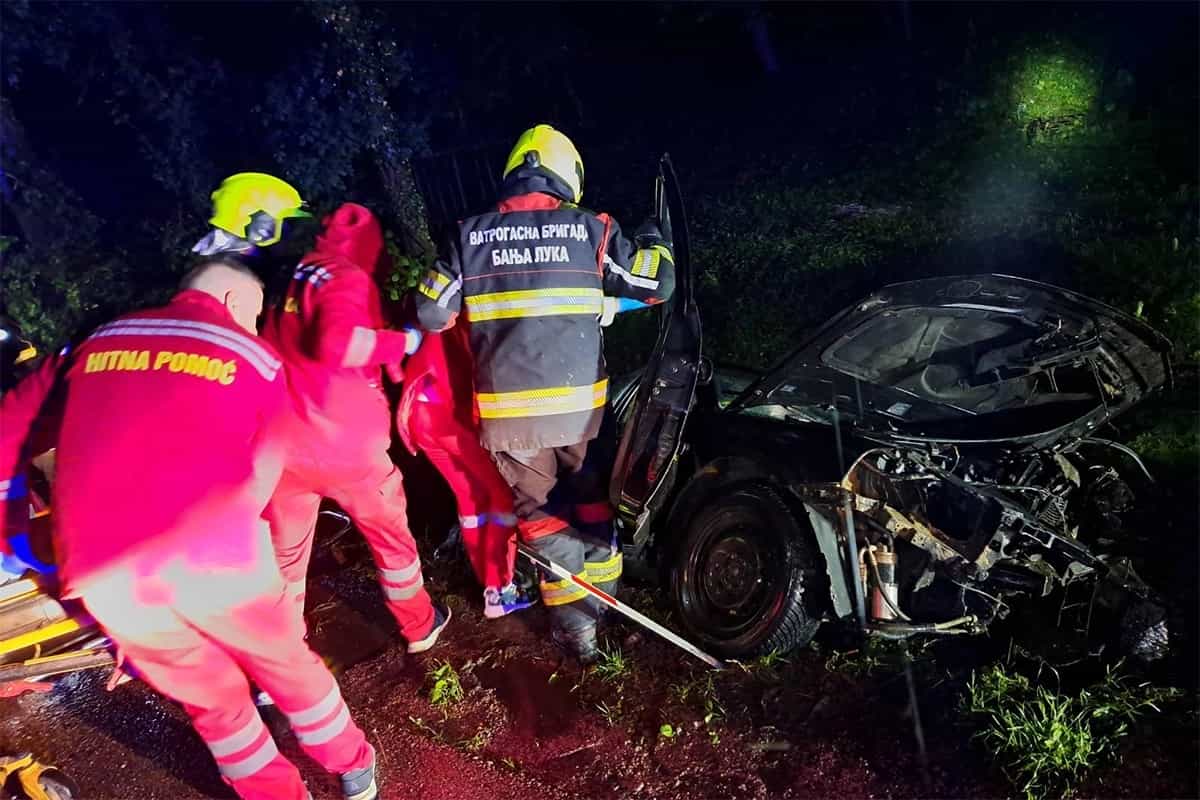 Teška saobraćajna nesreća kod Banjaluke, jedna osoba povrijeđena