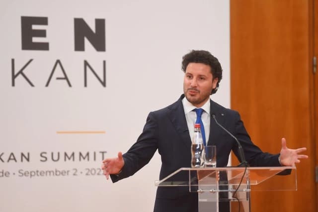 Abazović: Glasaćemo za razrješenje Đukanovića