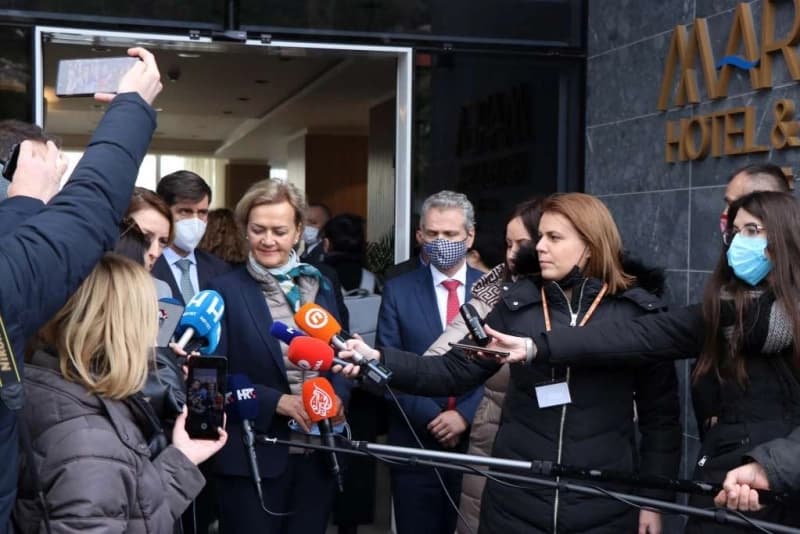 Ajhorst: Razgovori će se nastaviti, malo je vremena ostalo