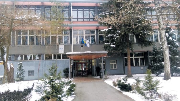 Brojne reakcije povodom slučaja nastavnika pedofila