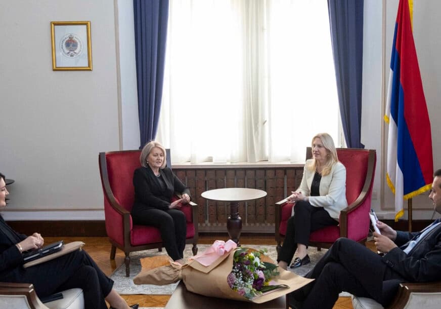 Cvijanovićeva na sastanku sa Borjanom Krišto