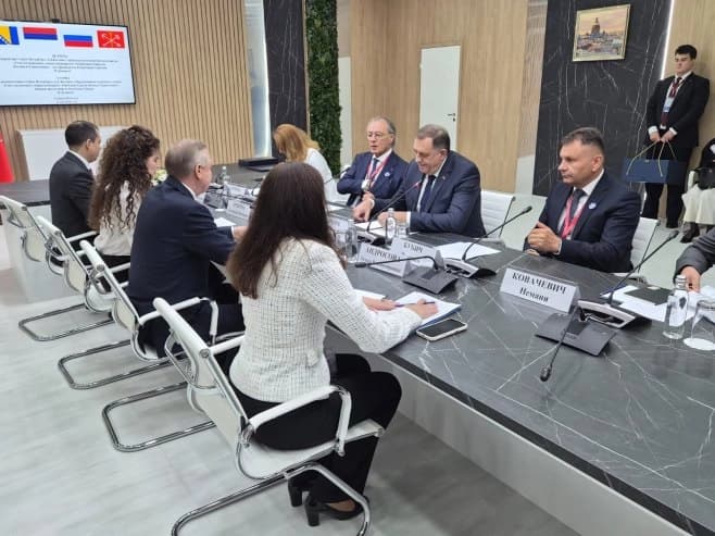Delegacija Srpske sa gubernatorom Sankt Peterburga