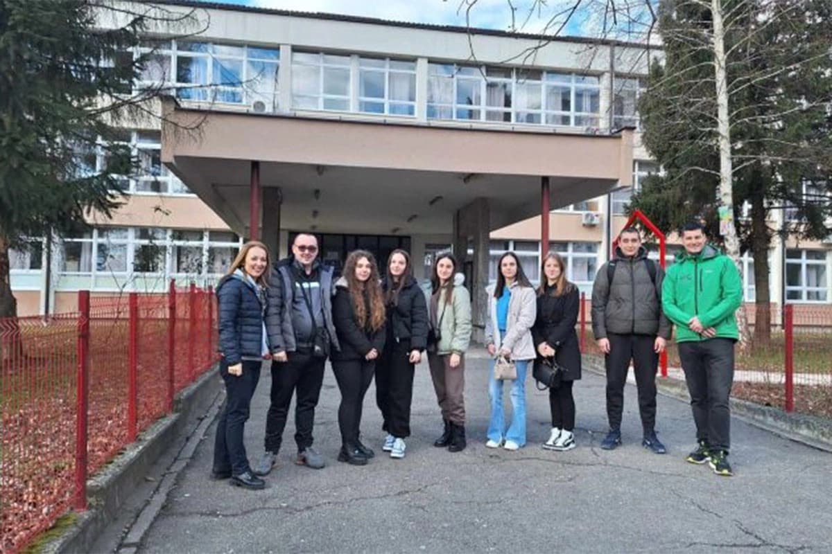 Đaci na plaćenoj praksi u Novom Sadu