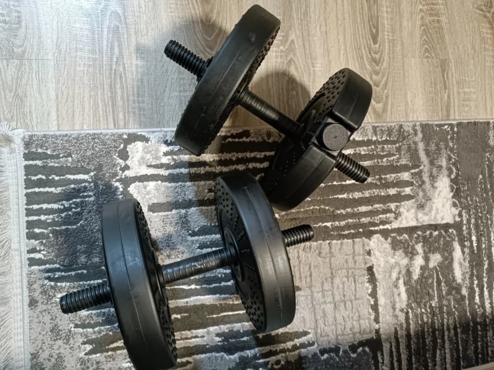 Djevojka teško povrijeđena u teretani u Beogradu: Tegovi pali na nju